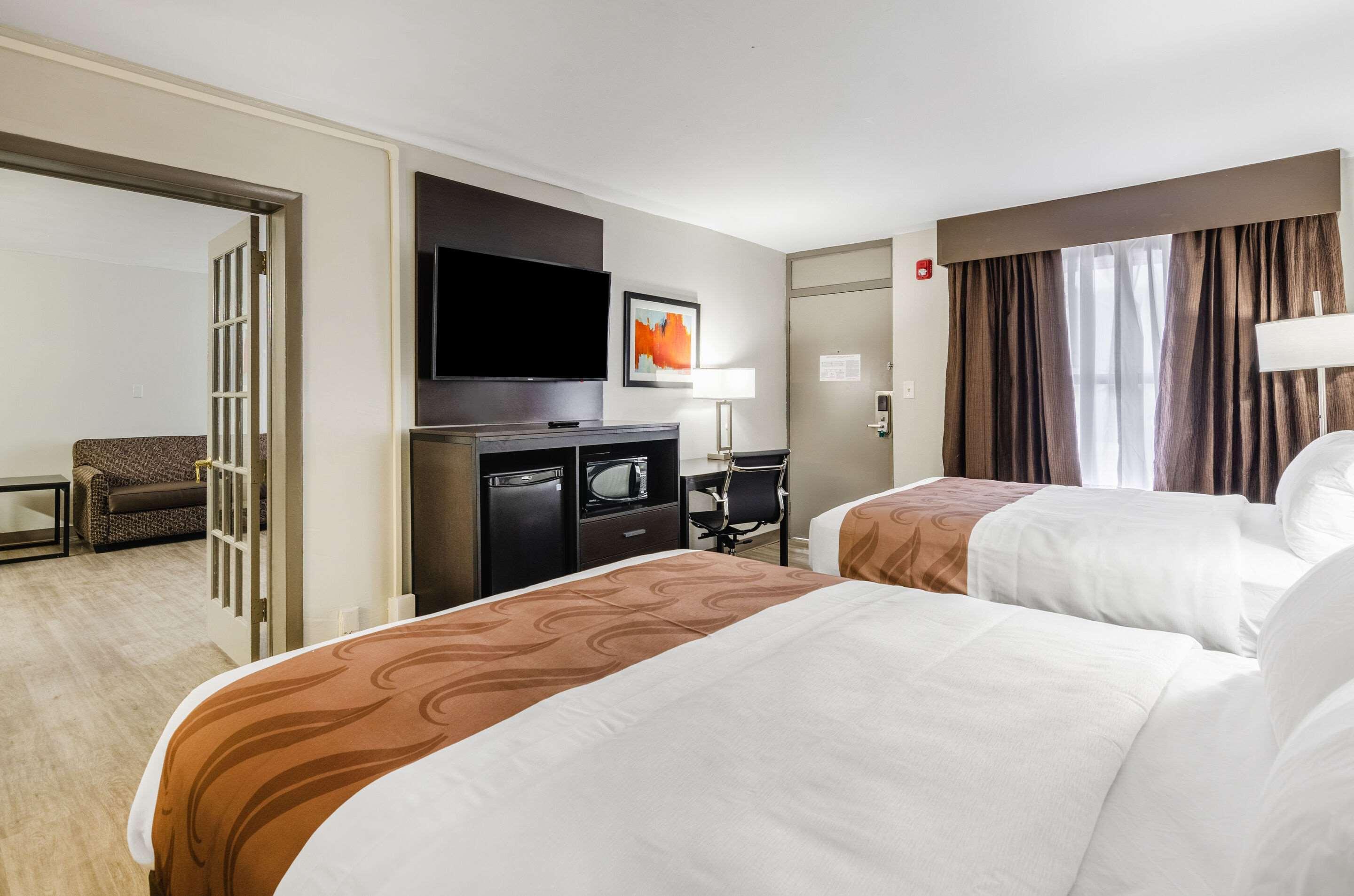 Quality Inn Бристъл Екстериор снимка