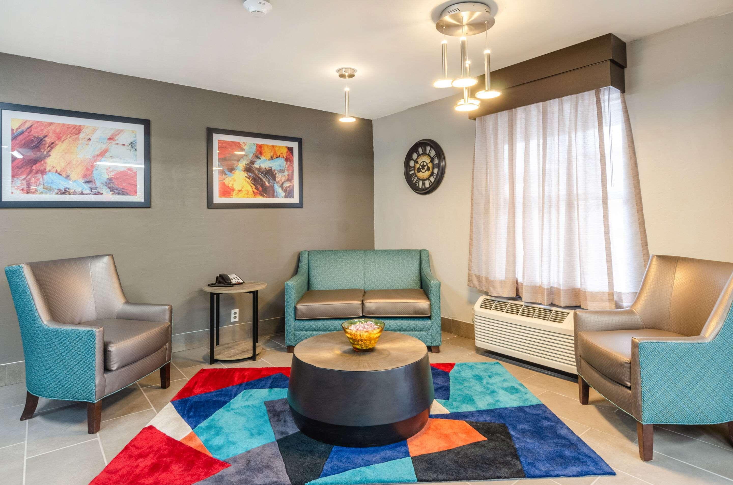Quality Inn Бристъл Екстериор снимка