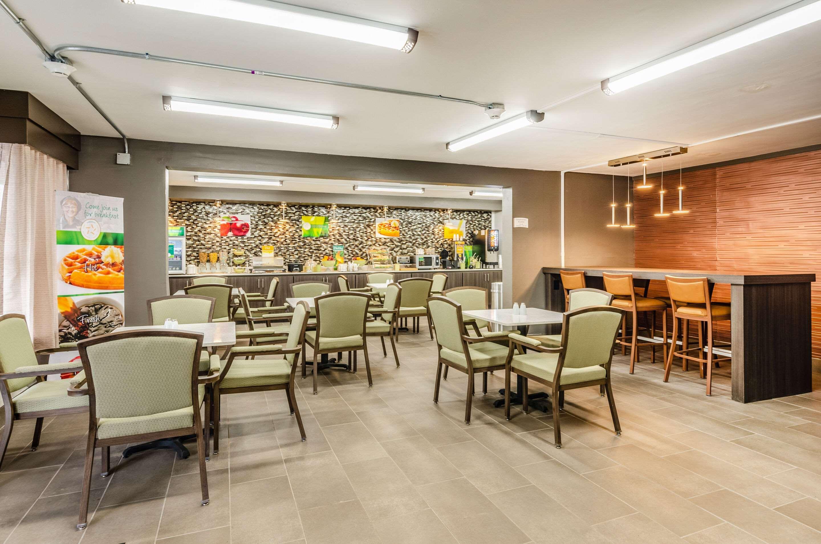 Quality Inn Бристъл Екстериор снимка