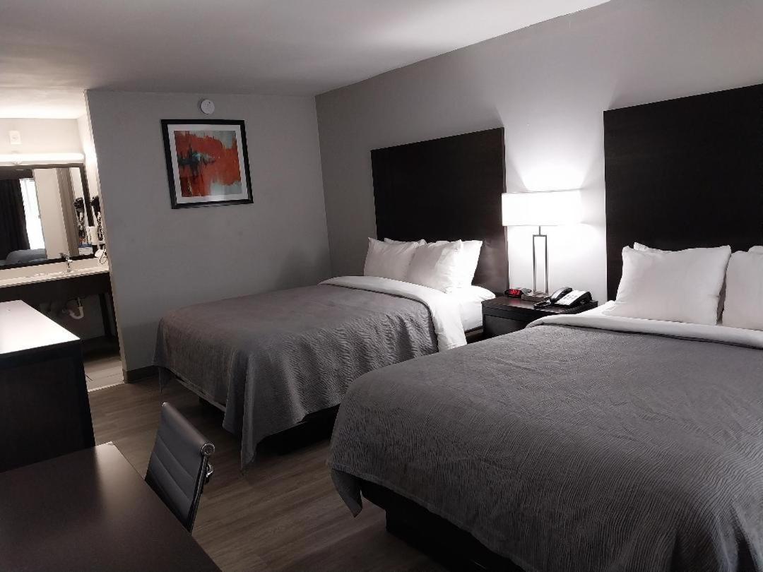 Quality Inn Бристъл Екстериор снимка