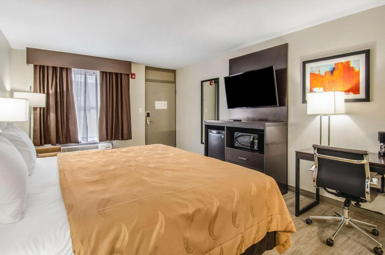 Quality Inn Бристъл Екстериор снимка